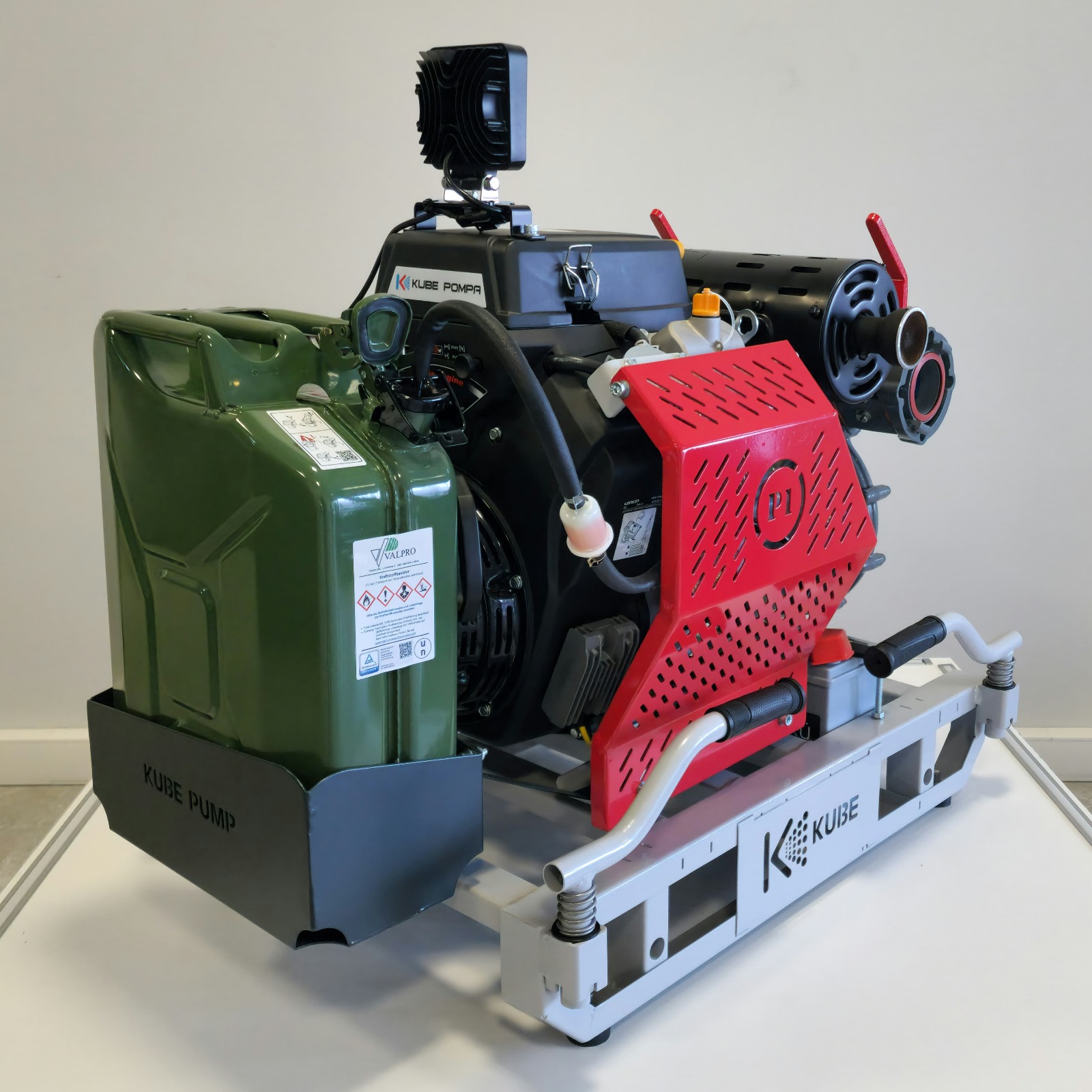 Kube Pompa P1 P2 portable fire pump — no priming, 2000 L/min, TS EN 14466 certified